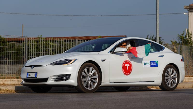 Tesla Model S 100D sets record: 669 miles on a single charge